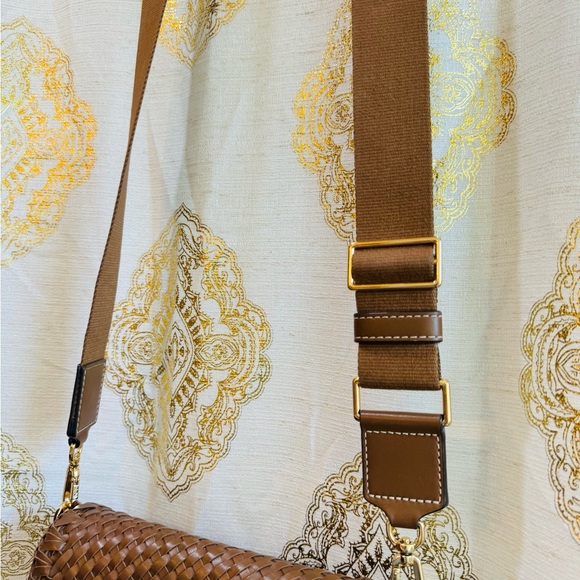 Tory Burch Brown Leather Crossbody Bag with Textured Finish - Picture 15 of 15